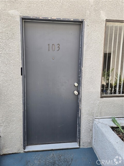 Building Photo - 618 W Dryden St Unit 103 Rental