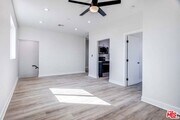 Photo - 624 W 83rd St House