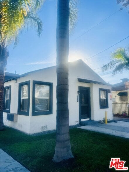 Building Photo - 600 E Chevy Chase Dr