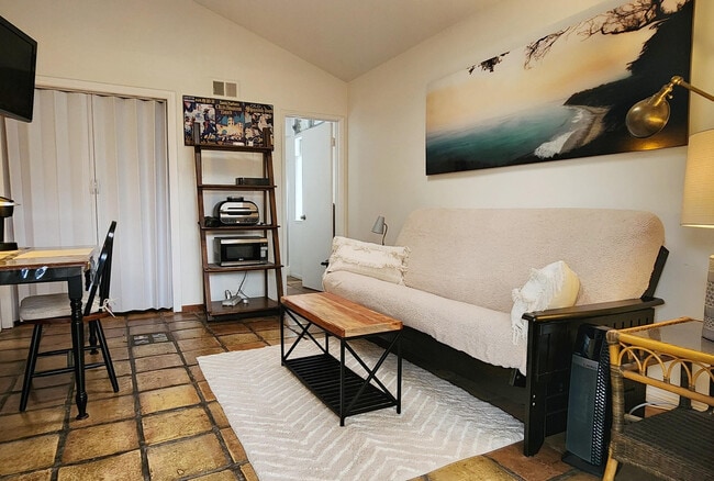 porch to livingroom - 682 Carlo Dr Unit ADU-Apartment