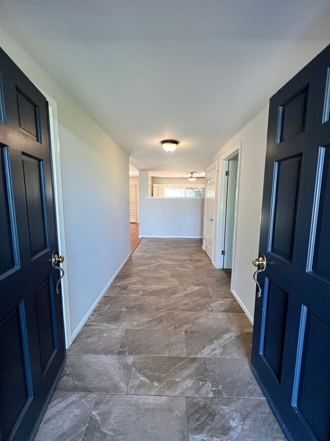 Photo - 3 Bed 2.5 Bath Fountain Valley Beauty Now Available