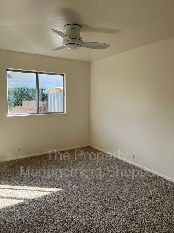 Photo - 851 Montgomery Ave