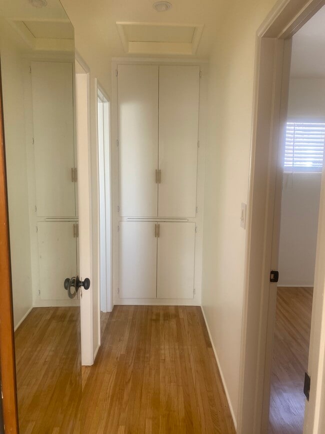 Passage closets - 1225 25th St Unit C