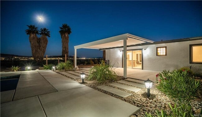 Photo - Pool Estate for Lease