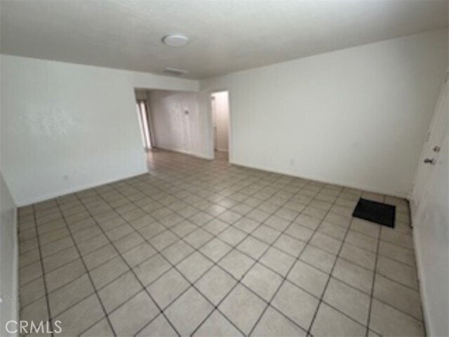 Photo - 1064 Waters Ave