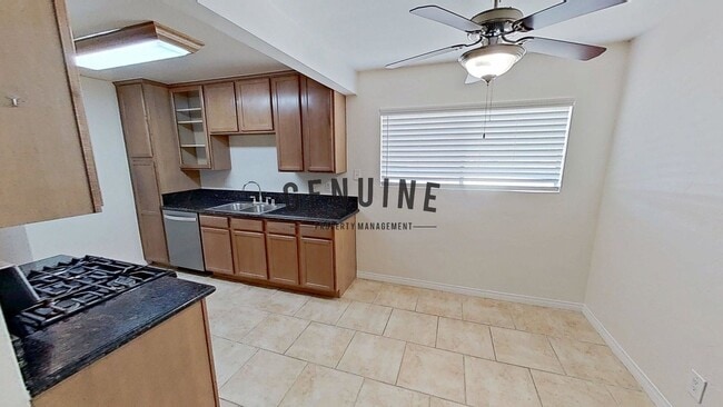 Photo - $500 off 1st Month! Beautiful 2 Bedroom in... Unit 372