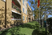 Building View - Harbor Grove Apartments