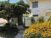 Photo - Spacious, bright and HUGE 2bd/1ba + 2 park... Unit 11051 #11