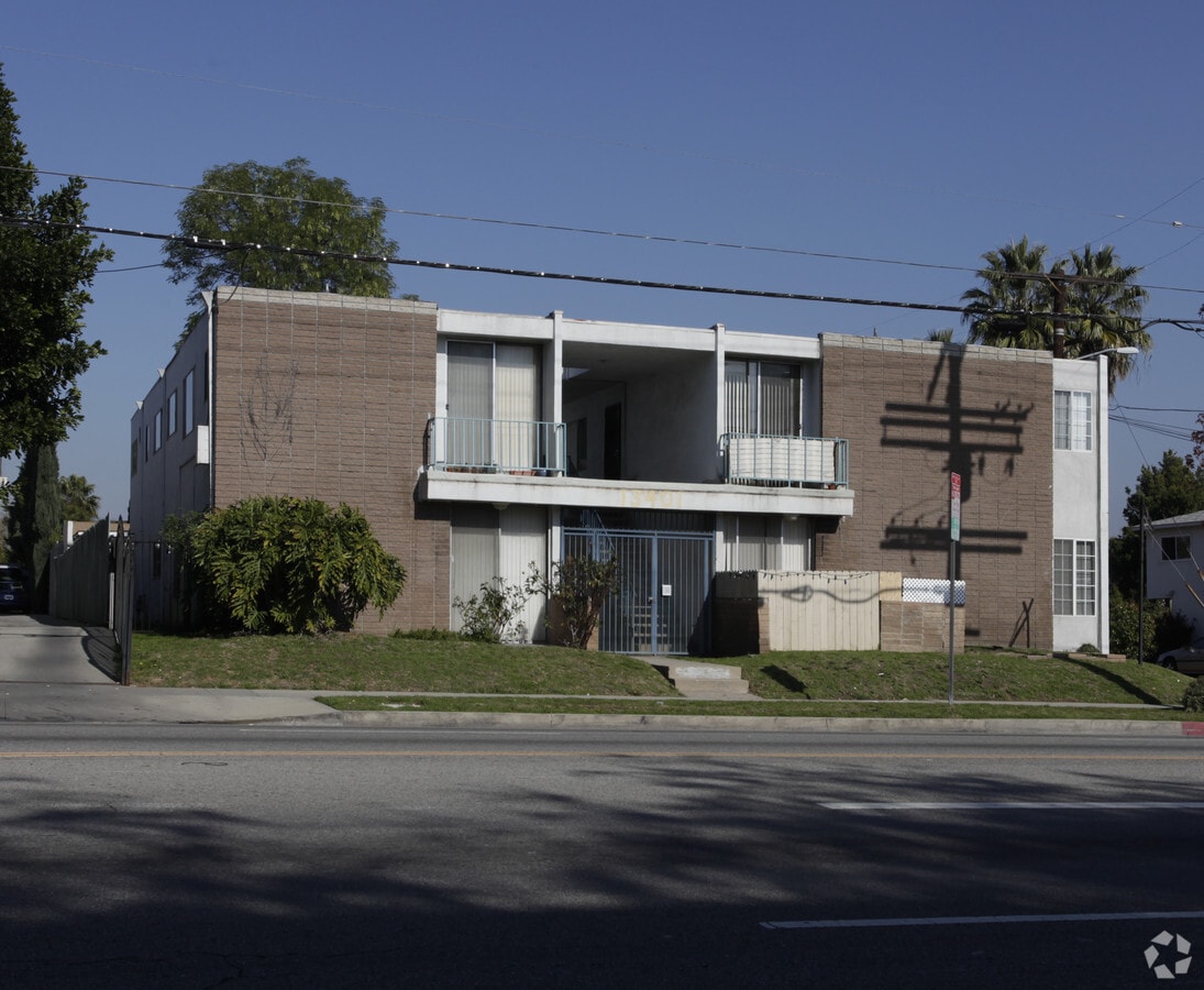 Victory Varna - Victory Varna