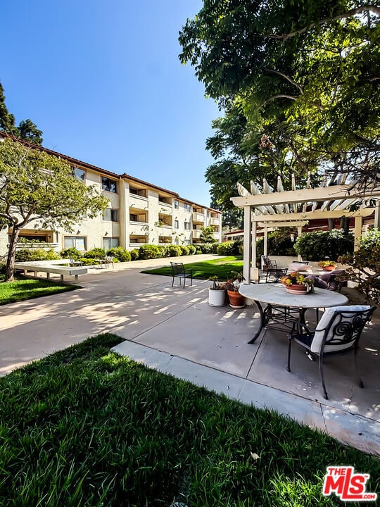 Photo - 501 Palisades Dr Unit 317
