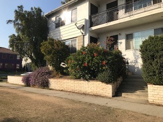 Building Photo - 4419 Sunset Dr Unit 1