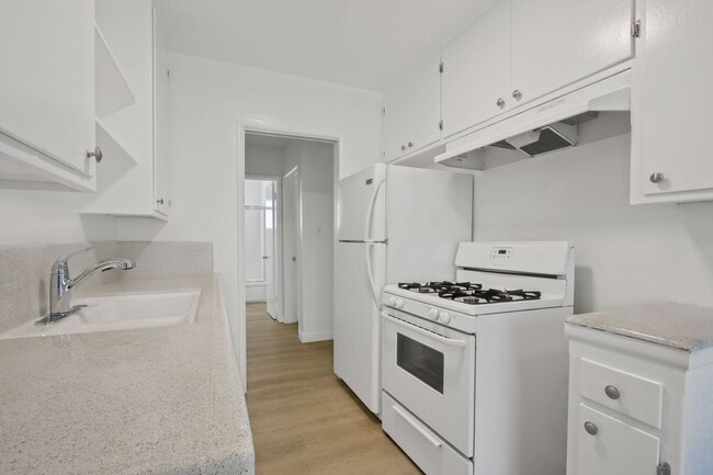 Photo - 1437 Brockton Ave Unit 02