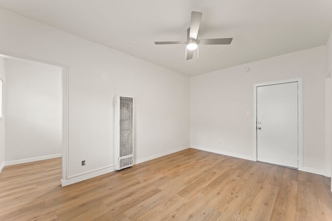 Photo - 182 W Vernon Ave Unit 3