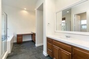 Photo - 27067 Sunningdale Way House