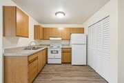 1BR, 1BA - 604SF - Kitchen - Villa Del Pueblo