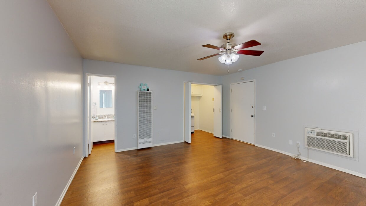 3D Tour - La Habra Hills Apartments