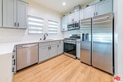 Photo - 1268 S Citrus Ave Apartment