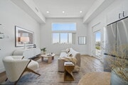 Photo - 212 N Mariposa Ave House