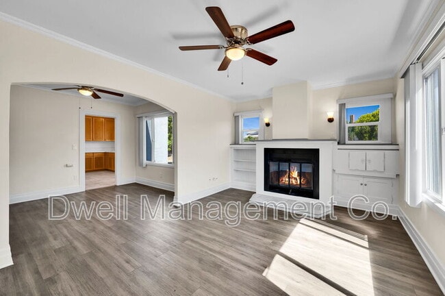 Building Photo - 1430 Diamond Ln