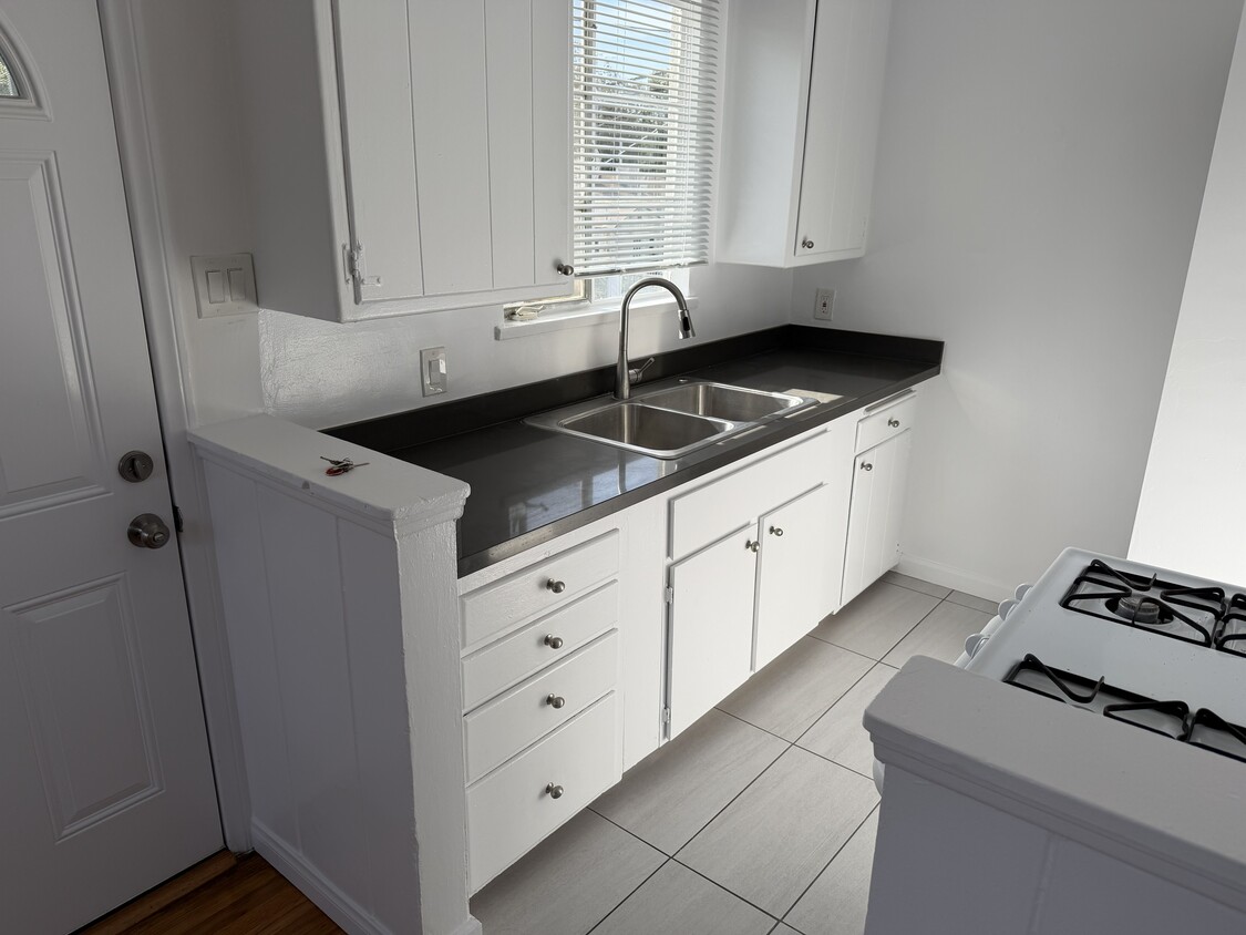 Floor Plan - Unit 11628 1/2 (1B1B)