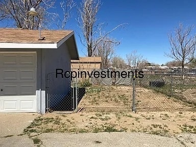 Photo - 43446 6th St E