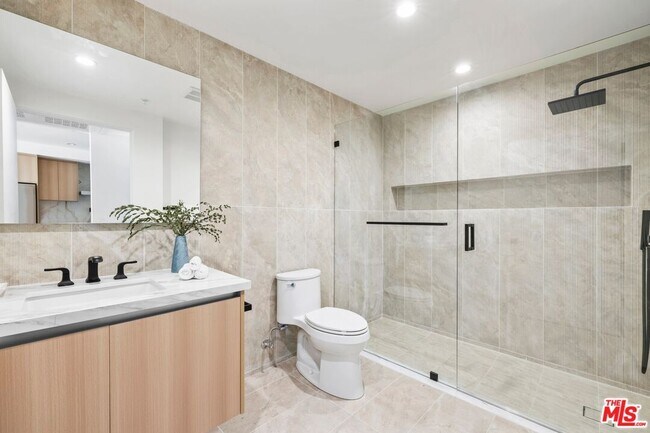 Photo - 1414 S Beverly Dr Unit 302