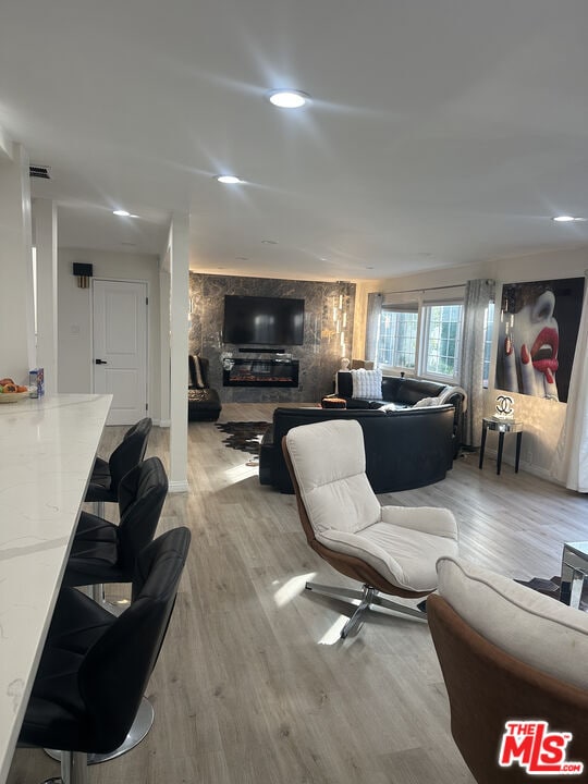 Photo - 19700 Blythe St