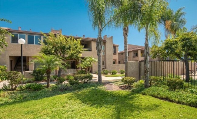 Photo - 16891 Bluewater Ln