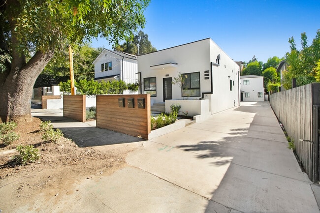 Photo - 5622 Raber St Unit 5624