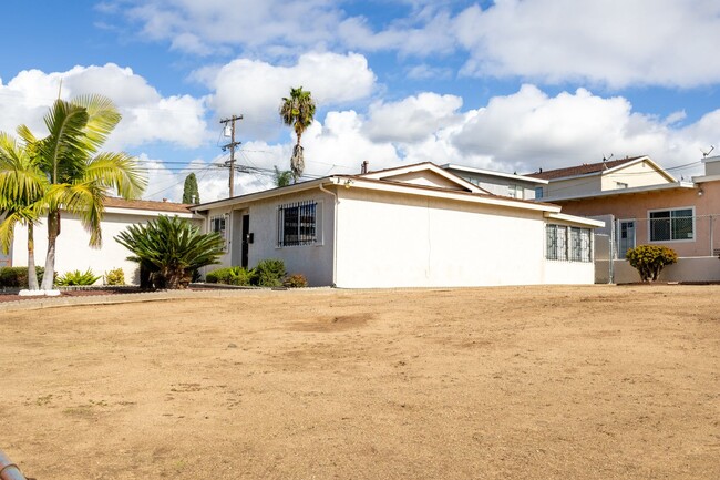 Photo - Beautiful Single Story Family Home Centrally Located Minutes From Downtown San Diego