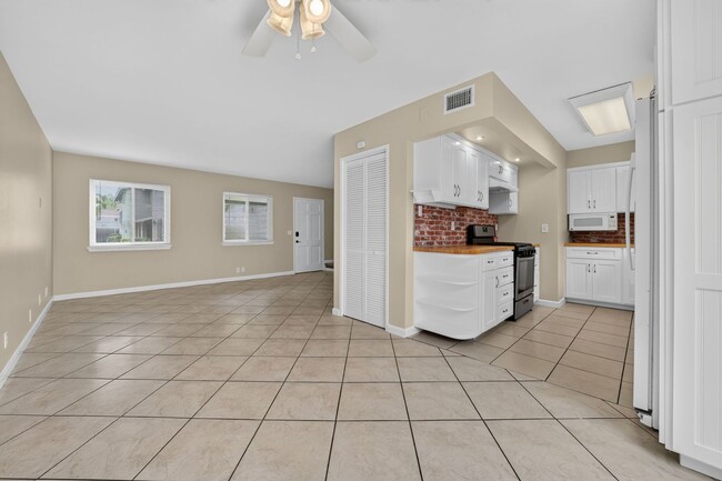 Photo - Minutes to the Beach! Updated 2 Bedroom Condo with Parking Included