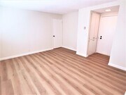 Photo - 927 W 9th St Unit Apt #2