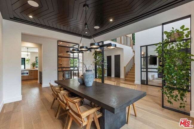 Photo - 18938 Wells Dr