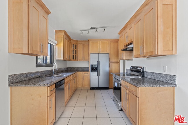 Photo - 8630 Falmouth Ave Unit 7