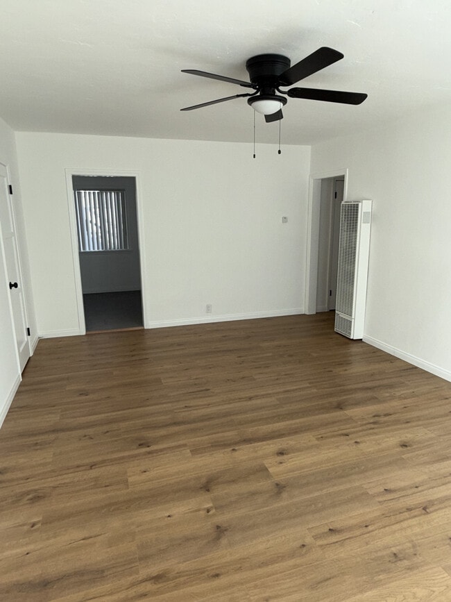 Living Room - 6314 1/2 Overhill Dr Unit 1.2