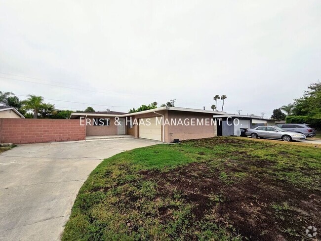 Building Photo - 904 S Kenmore St Rental