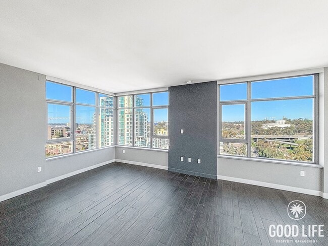 Photo - Beautiful 2BD/2BA Condo in Downtown Cortez Hill W/ A/C, W/D, Private Balcony, Community Pool/Spa,...