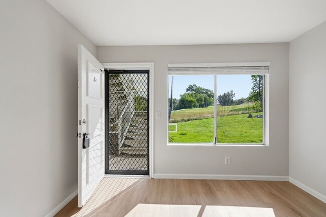 Photo - 27735 Mountain Meadow Rd Unit 19