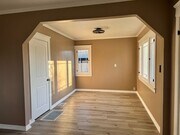 Photo - 3719 McKenzie St