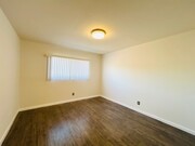 Photo - 539 E Hyde Park Pl Unit One Bedroom