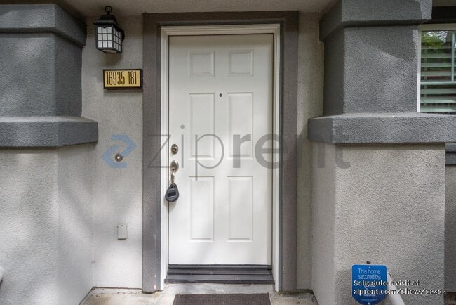 Photo - 16935 Laurel Hill Ln