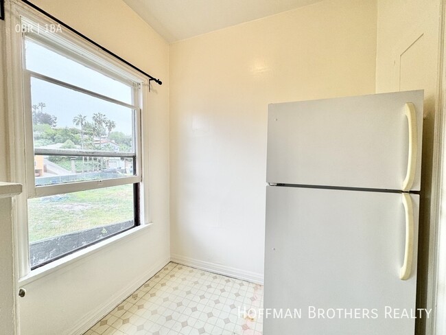 Photo - 836 Sanborn Ave Unit 316