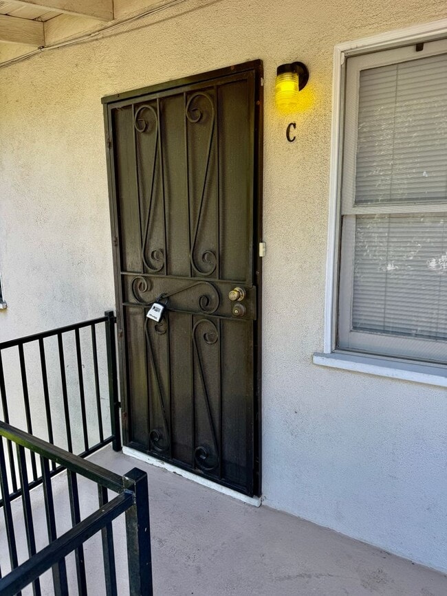 Photo - Charming Upstairs 1 Bedroom / 1 Bath Unit with Garage & Private Laundry