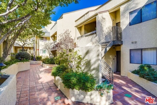 Photo - 64 N Mar Vista Ave Unit 228