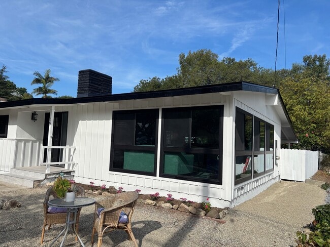 Photo - 19 Gaucho Dr