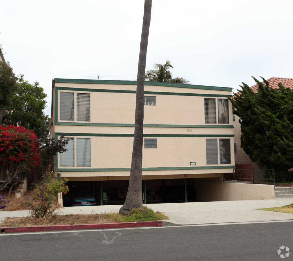 Primary Photo - 1017 5th St