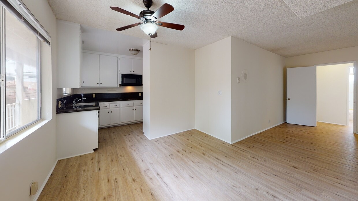 3D Tour - 834 2nd St. Apartments