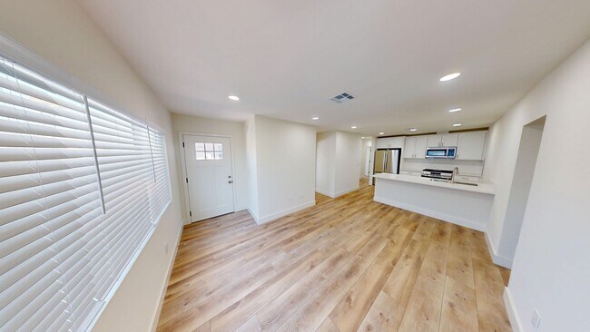 Building Photo - 6255-6257 Stewart St. Unit 6255 Stewart St. Rental