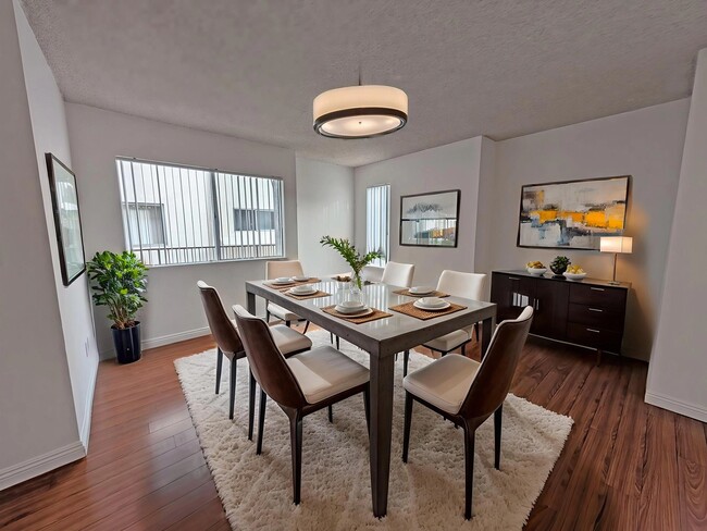 Photo - Piedmont Unit 7