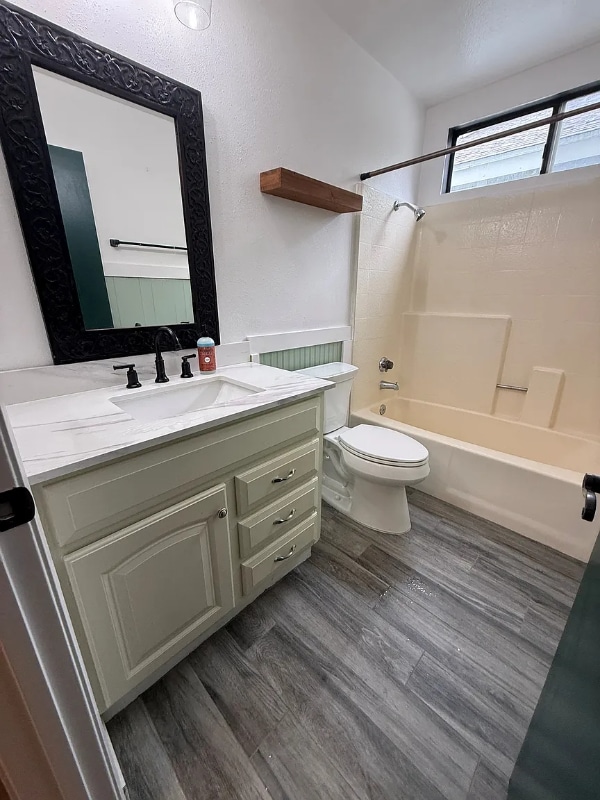 Photo - 3238 Canary Ct